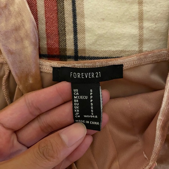 Top - Picture 3 of 3